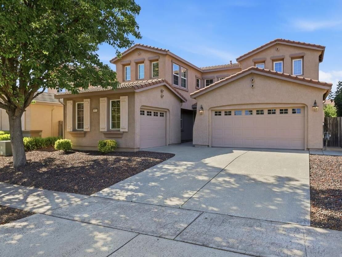 Property Photo: 5423 McLean Drive CA 95757