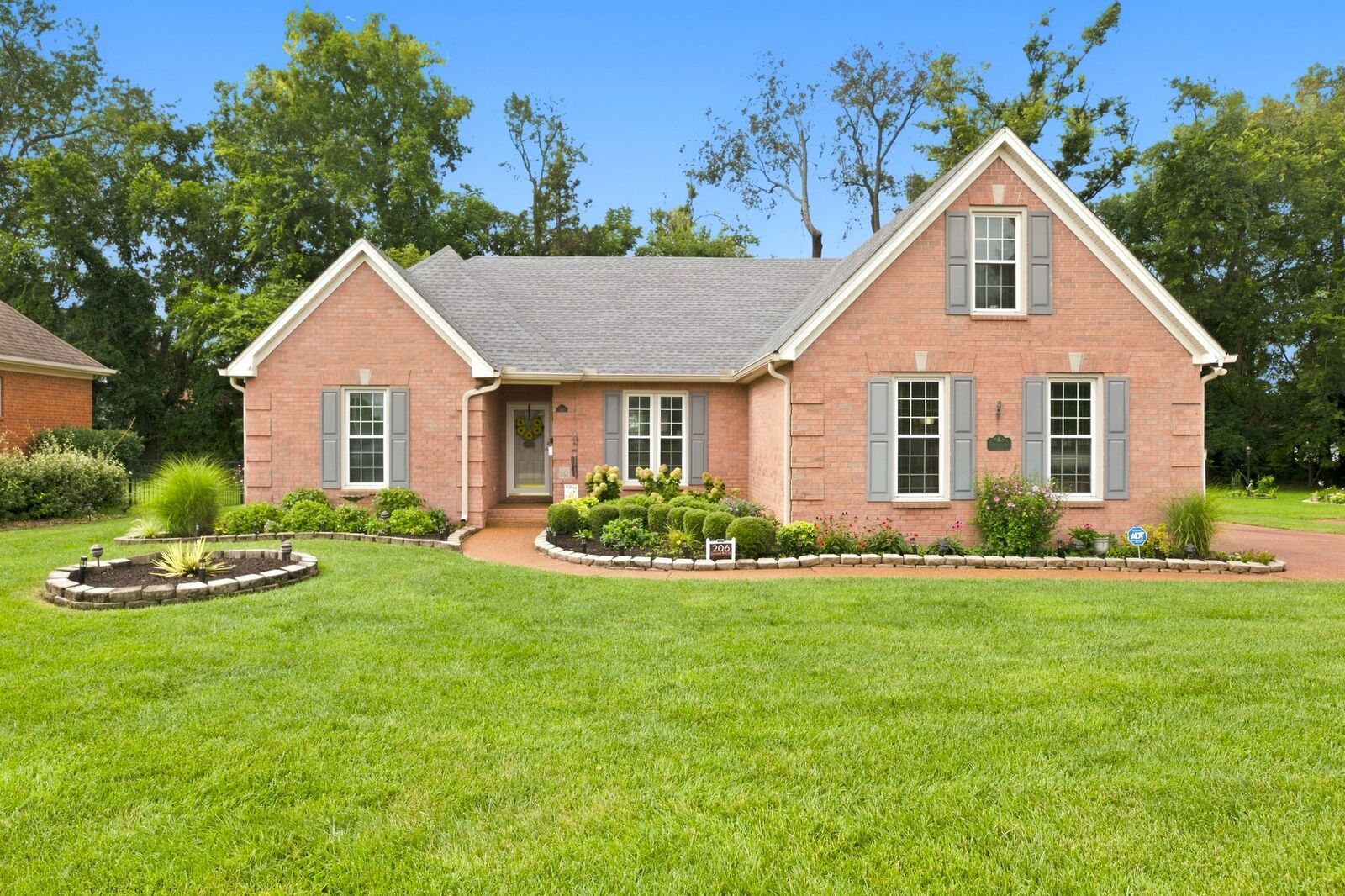 Property Photo: 206 Savannah Rdg TN 37127