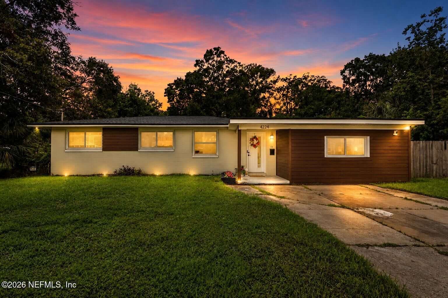 Property Photo:  4224 Barmer Drive  FL 32210 