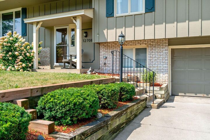 Property Photo: 12708 Parkwood Drive MN 55337