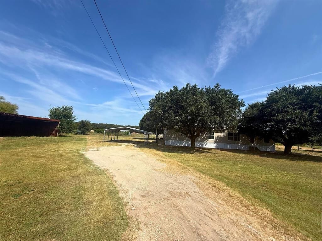 Property Photo: 373 Wildbird Lane TX 76624