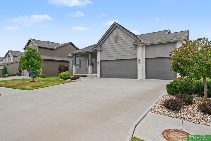 Property Photo: 6420 N 168th Avenue NE 68116
