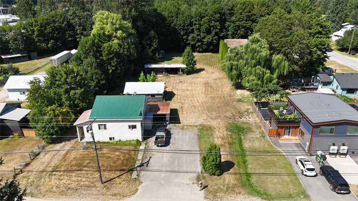 719 Big Eddy Road — photo 1