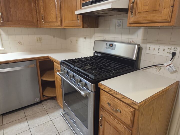 Property Photo:  1004 Belmont St 1  MA 02472 