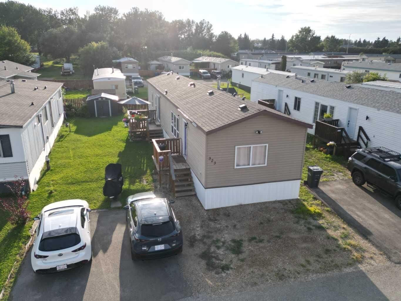 Property Photo:  5344 76 Street # 323  AB T4P 2A6 