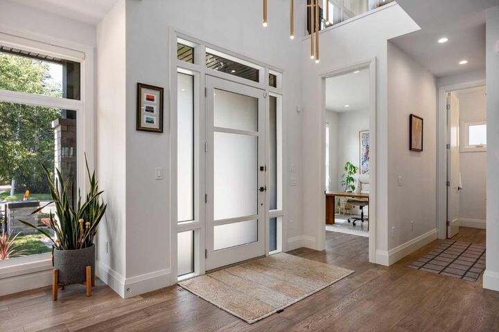 Property Photo: 1414 Scotland Street SW AB T3C 2L4