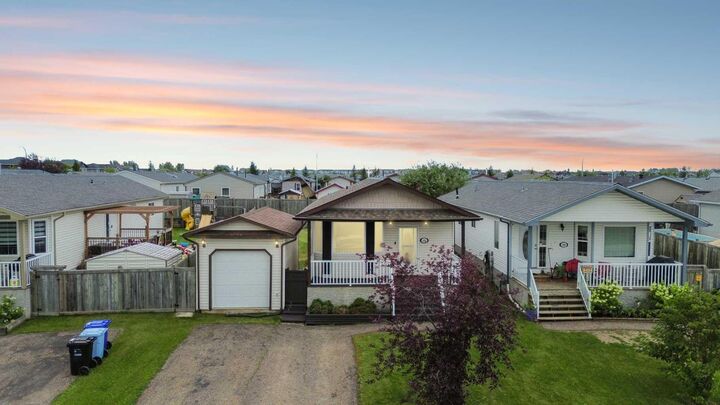 165 Balsam Way — photo 1