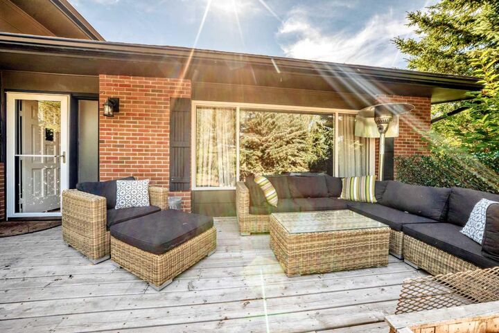 Property Photo:  33165 Huggard Road  AB T3Z 2C4 