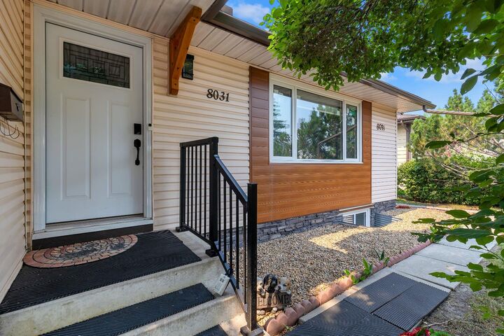 Property Photo: 8031 Huntwick Hill NE AB T2K 4G9