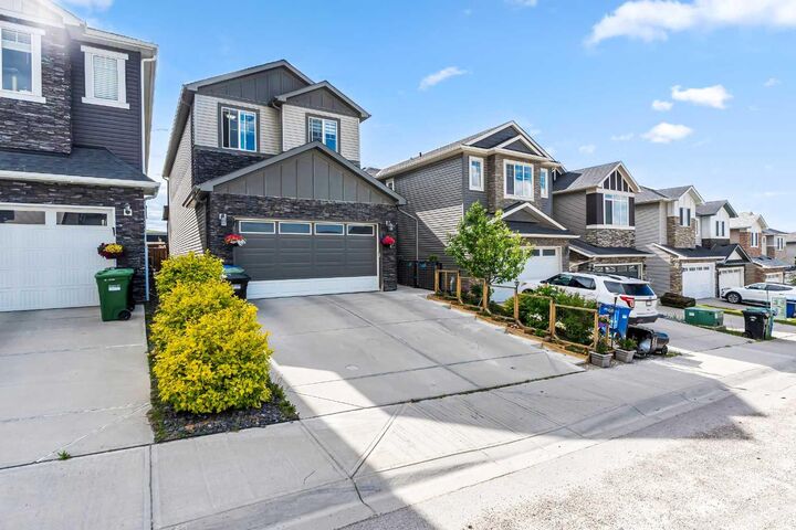 Property Photo: 236 Nolanhurst Crescent NW AB T3R 0Z4