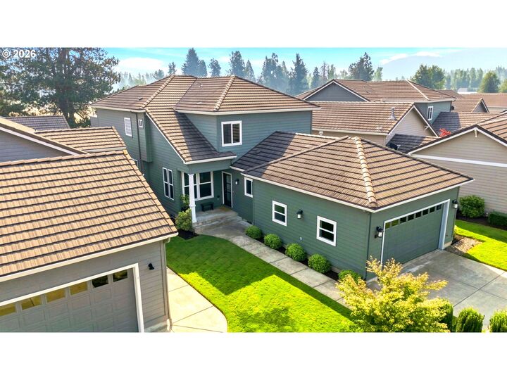 Property Photo: 130 Magnolia Dr OR 97426