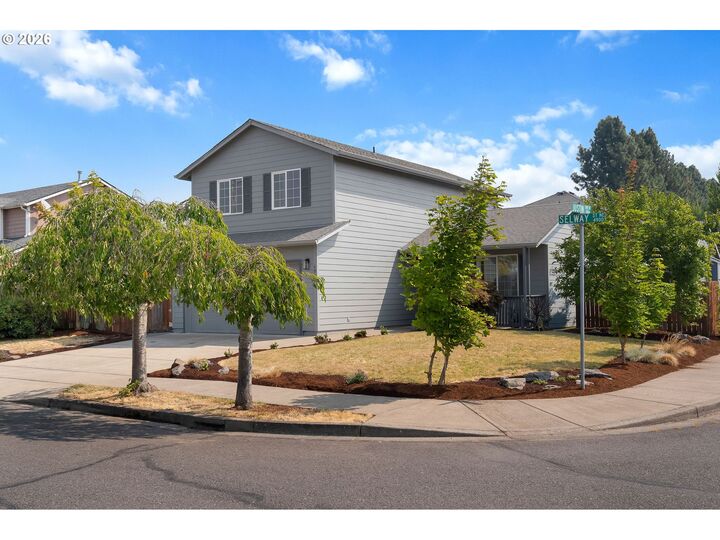 Property Photo: 4912 Selway St NE OR 97305