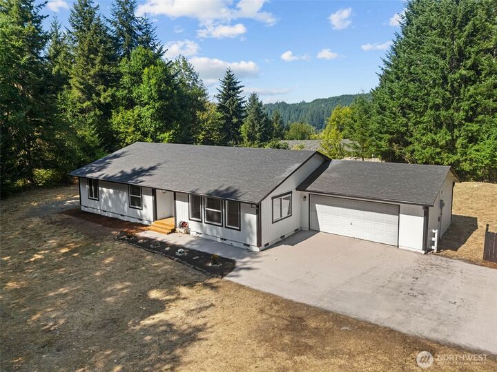 Property Photo:  122  Northview Drive  WA 98532 