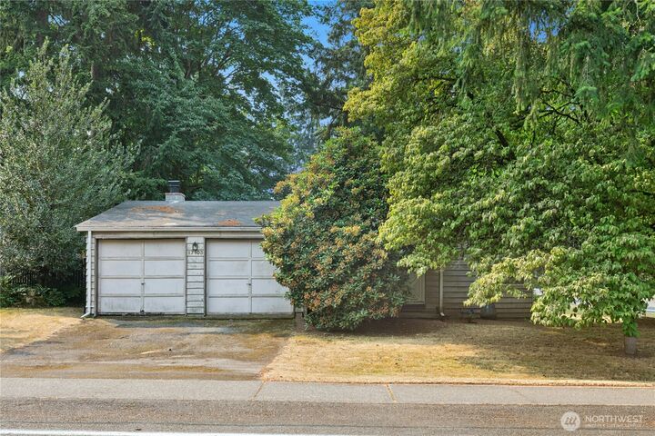 Property Photo: 17103 NE 95th Street WA 98052