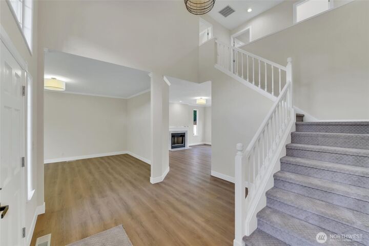Property Photo: 14604 SE 79th Drive WA 98059