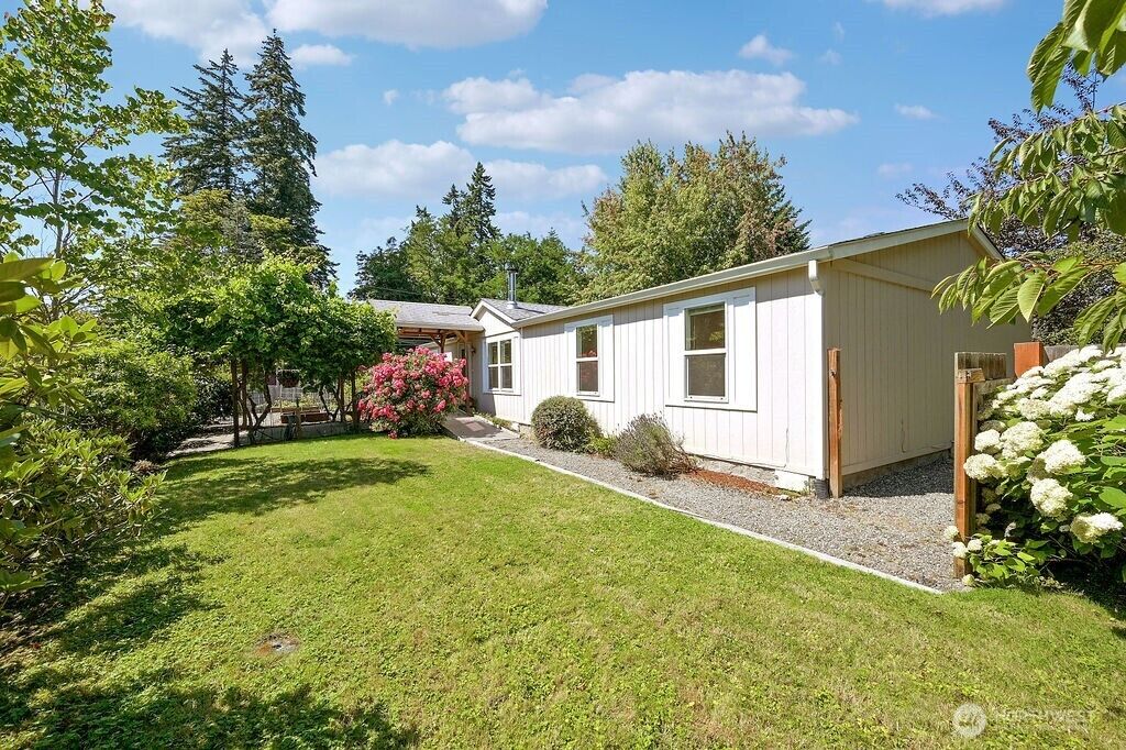 Property Photo: 56 7th Avenue WA 98339