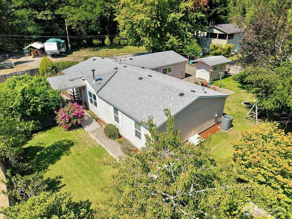 Property Photo: 56 7th Avenue WA 98339