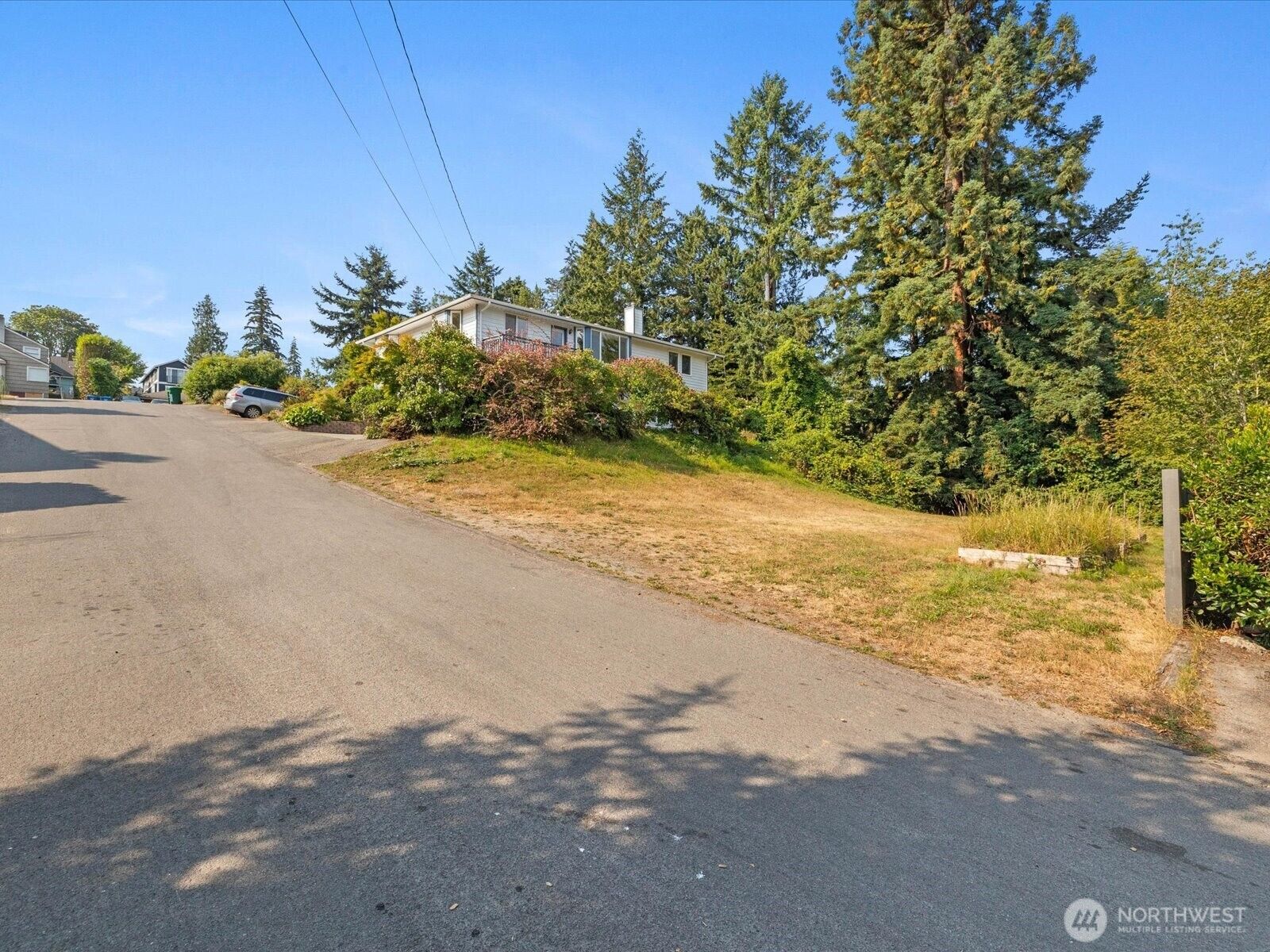 Property Photo:  88 Xx  Earl Avenue NW  WA 98117 
