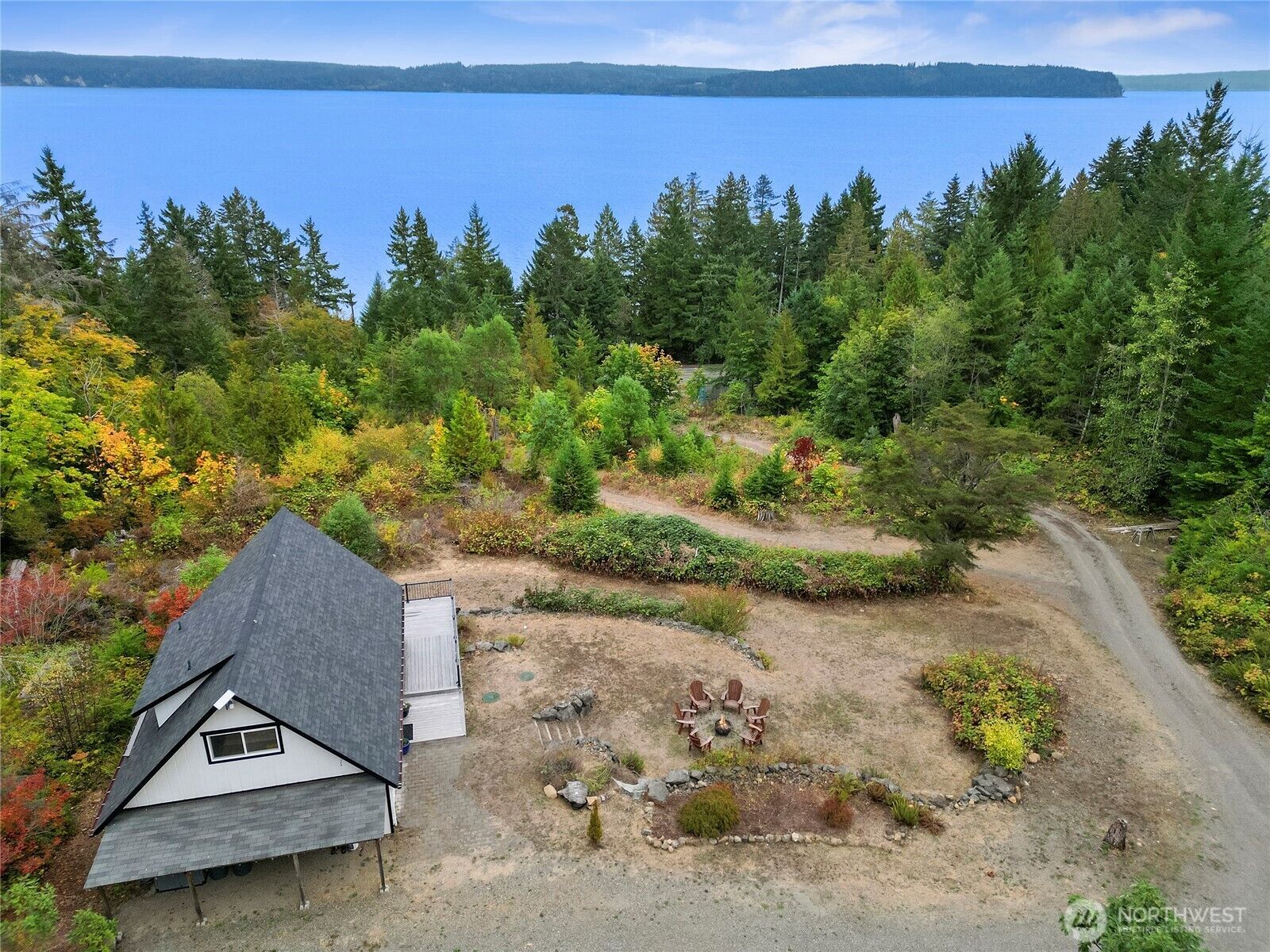 Property Photo: 304292 Highway 101 WA 98320