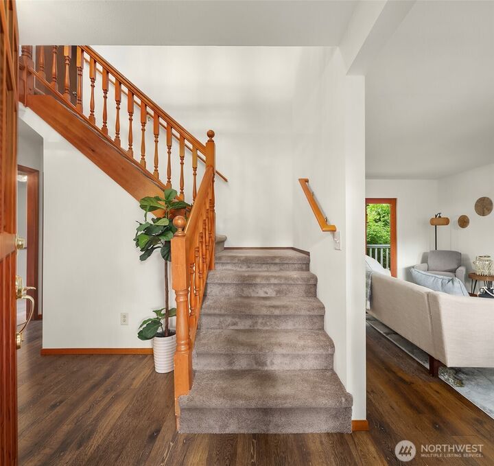 Property Photo: 7805 186th Street SW WA 98026