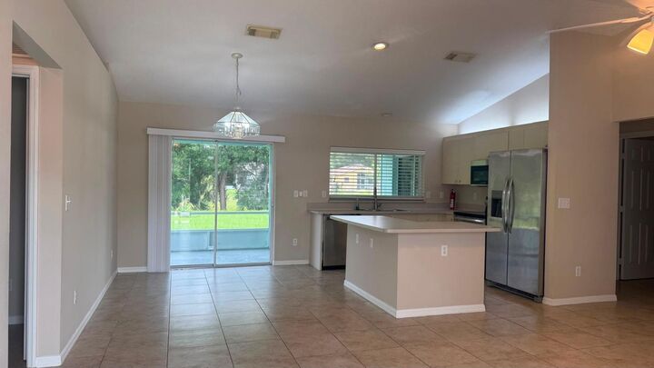 Property Photo: 2847 SW South Calabria Circle FL 34953