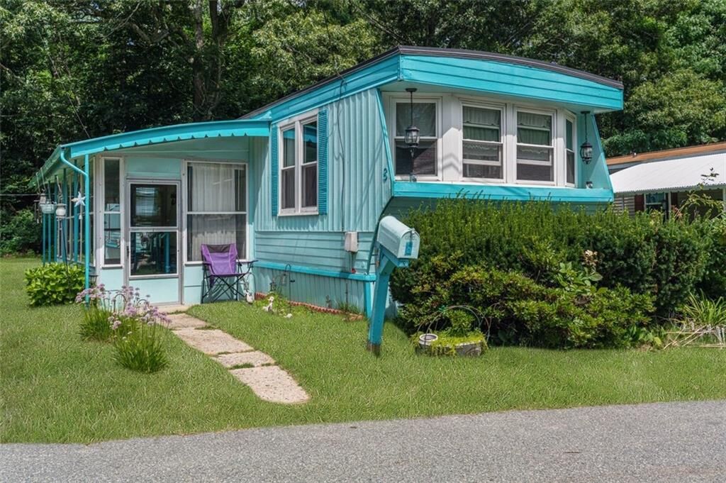 Property Photo: 979 Tollgate Road RI 02886