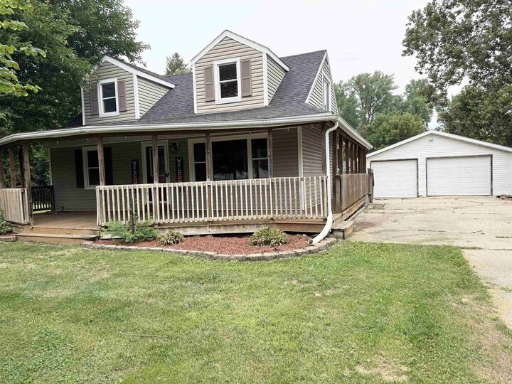 Property Photo: 441 E Acorn Drive WI 53511