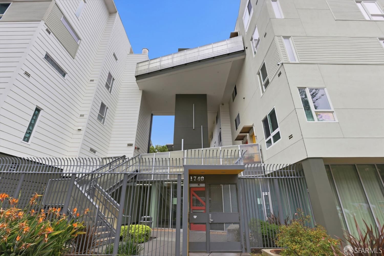 Property Photo: 1740 Bancroft Avenue 251 CA 94124