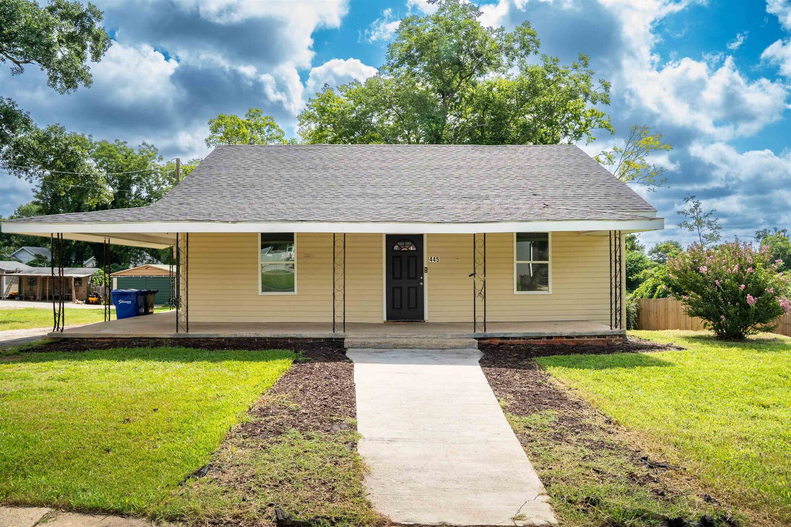 Property Photo:  445 Arch Street  SC 29301 