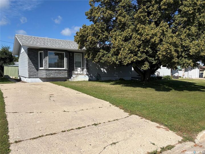Photo de la propriété: 507 6th Street E SK S0A 4T0