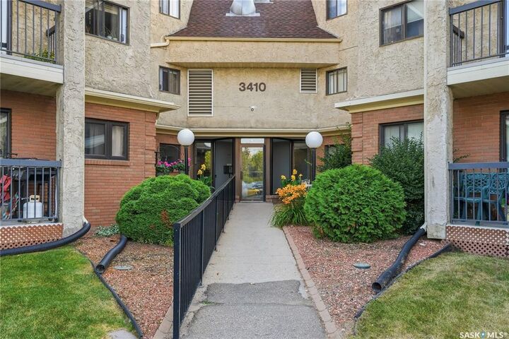 Property Photo:  3410 Park Street 119  SK S4V 2M8 