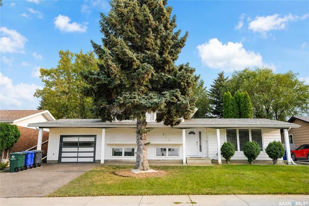Property Photo: 110 Meglund Place SK S7H 4Z7
