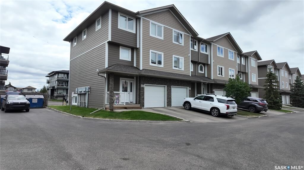 Property Photo: 212 Willis Crescent 409 SK S7T 0R6