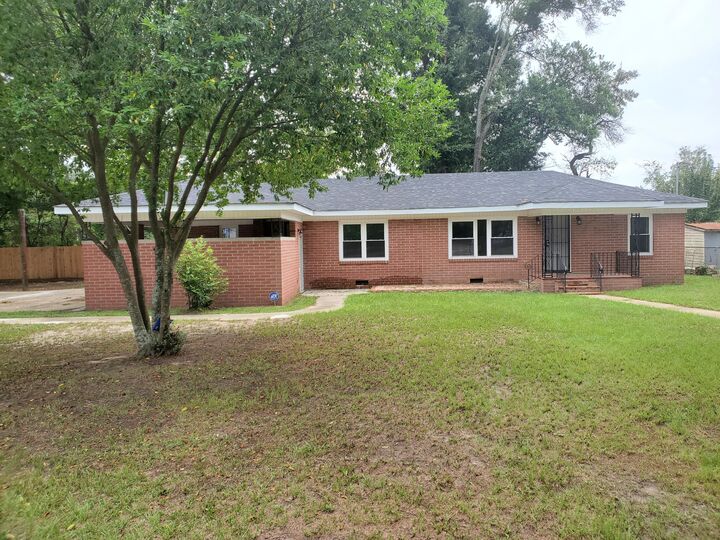 Property Photo:  124 Green Swamp Road  SC 29150 
