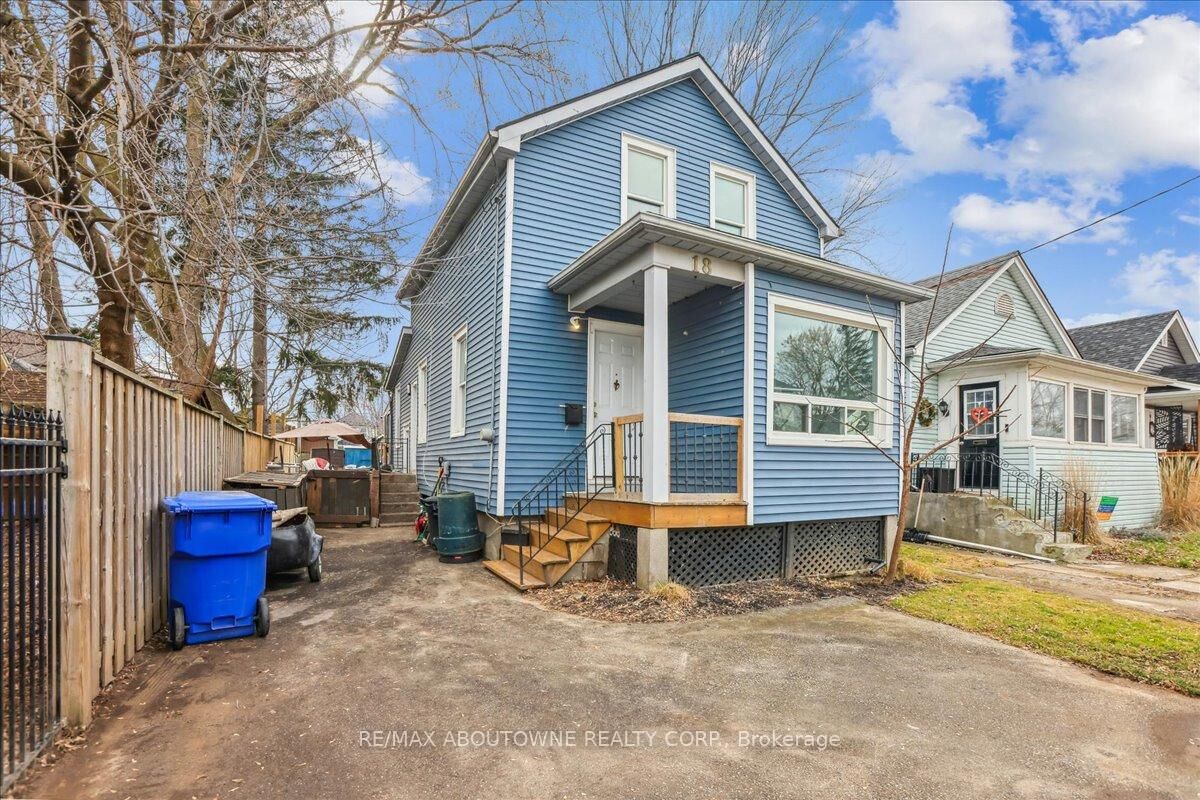 Property Photo: 18 Linwood Street ON L2R 1H3