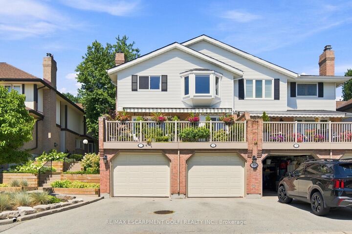 Property Photo: 1503 Upper Middle Road 1 ON L7P 4M5