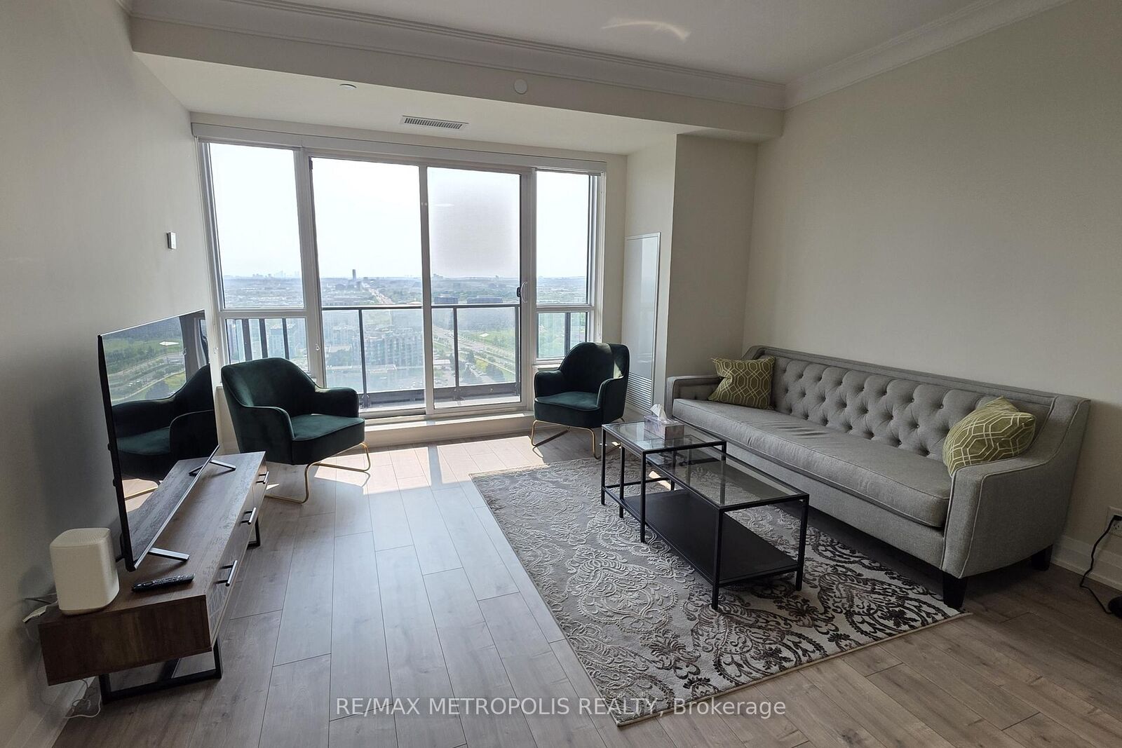 Property Photo: 8 Water Walk Drive 3505 ON L3R 6L4