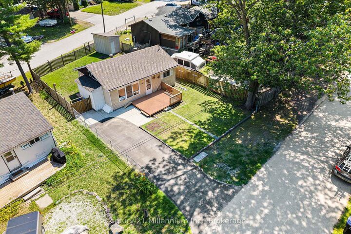 Property Photo:  25 Glendale Avenue  ON L9Z 2T1 