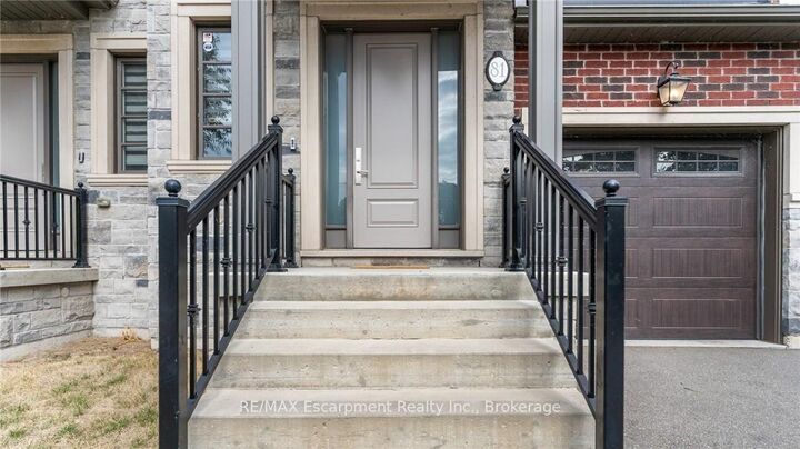 Property Photo:  81 Brock Street  ON L6K 2Y9 