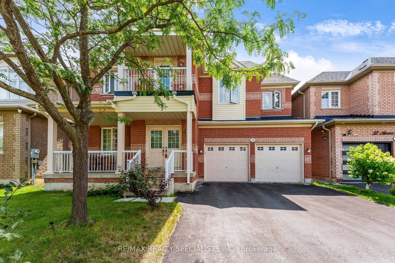 Property Photo: 59 Masters Green Crescent ON L7A 3K6
