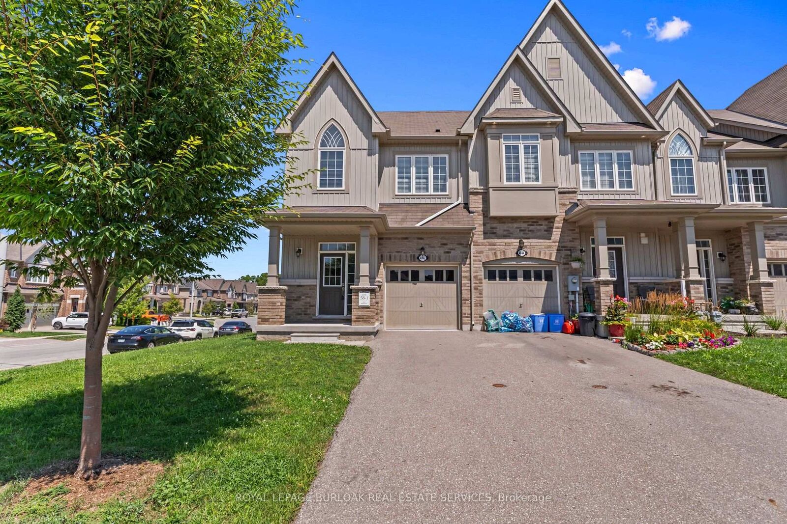 Property Photo:  4042 Maitland Street  ON L3J 0R6 