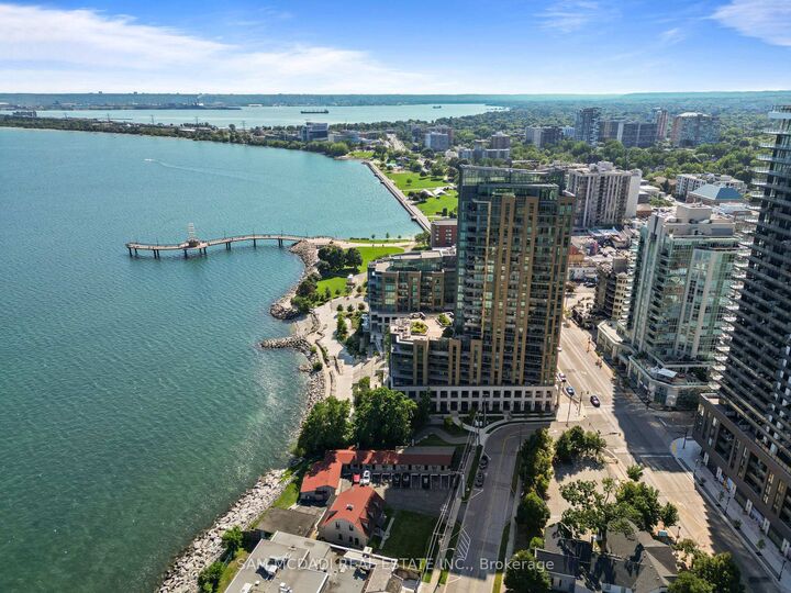 2060 Lakeshore Road 308 — photo 1