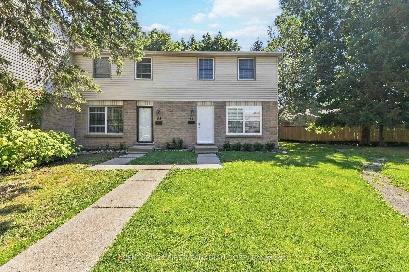 Property Photo:  1725 Ernest Avenue 54  ON N6E 2W3 