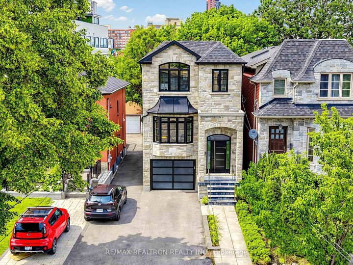 Property Photo: 402 Glen Park Avenue ON M6B 2E5