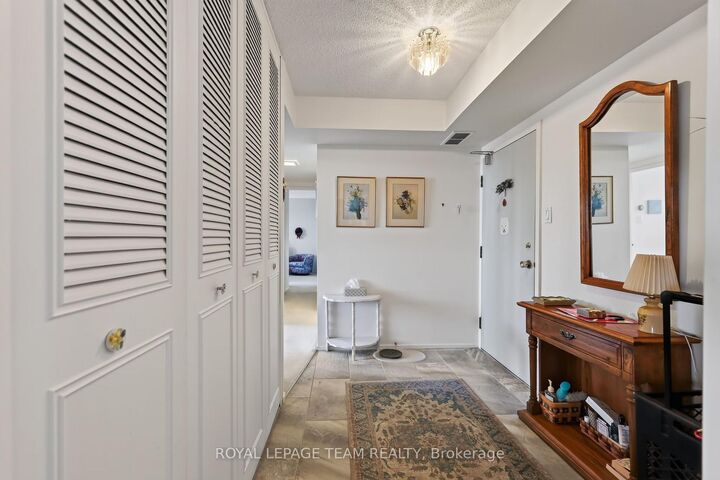 Property Photo: 1285 Cahill Drive 705 ON K1V 9A7