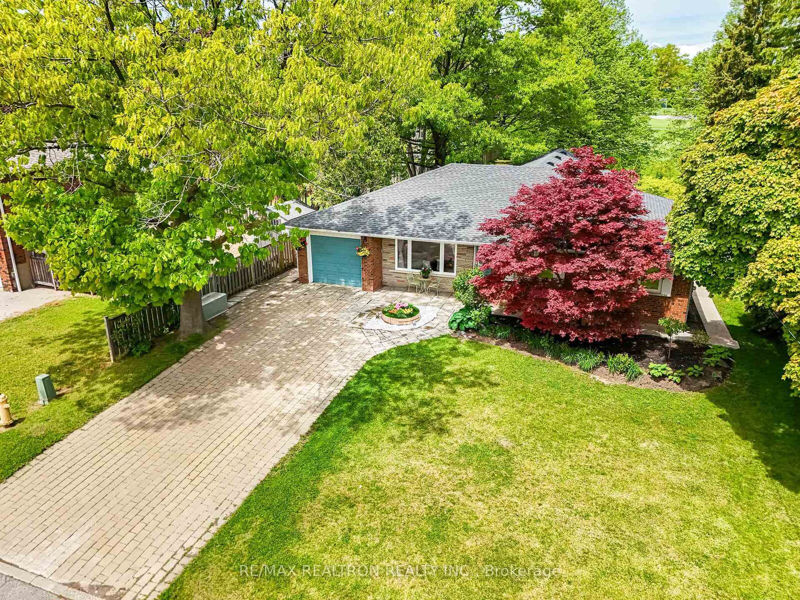 Property Photo: 15 Lincoln Green Drive ON L3P 1R6