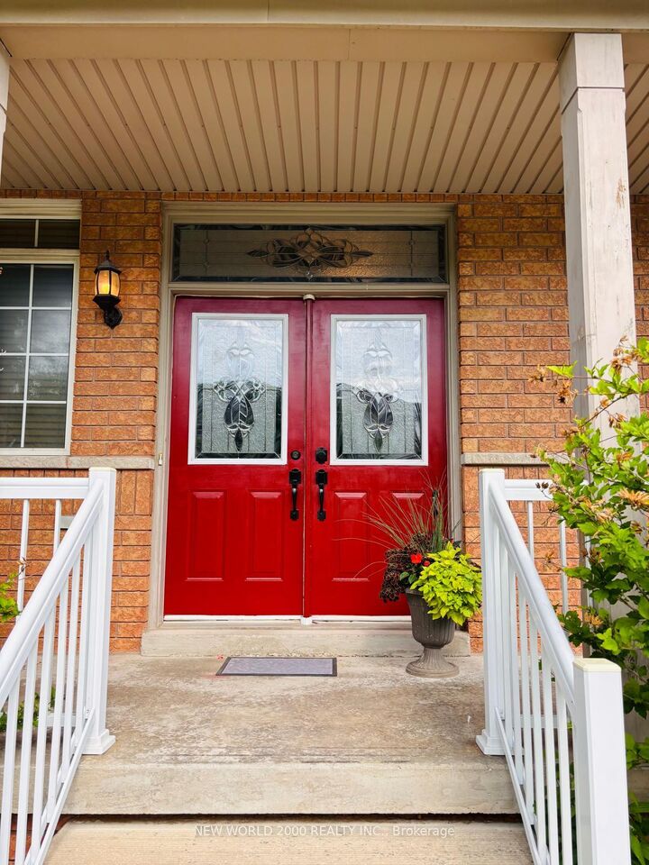 Property Photo: 137 Fitzgerald Crescent ON L9T 5Y6