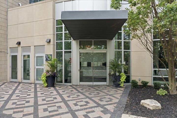 Property Photo: 70 Absolute Avenue 1503 ON L4Z 0A4