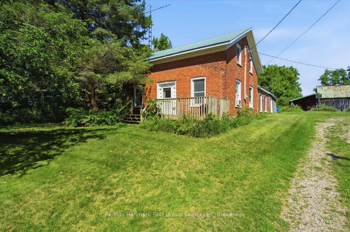 Property Photo: 664 Hunt Road ON K0K 3J0