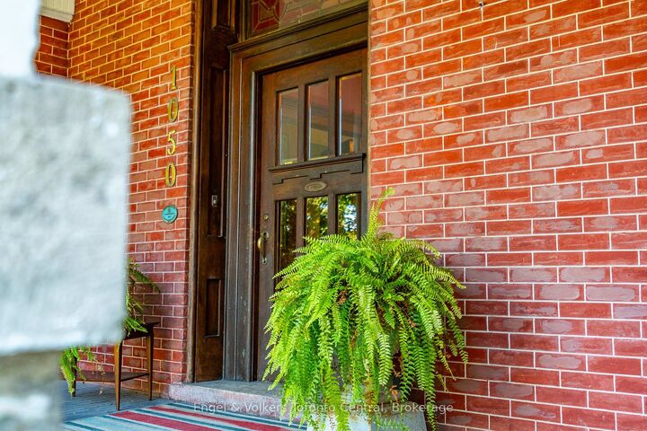 Property Photo: 1050 4th Avenue W ON N4K 4V9